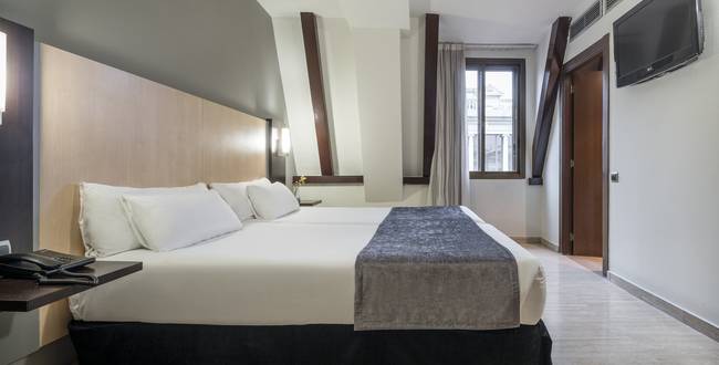 Doble estandar Hotel ILUNION Almirante Barcelona Doble estandar Hotel ILUNION Almirante Barcelona