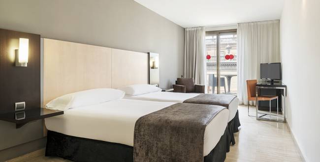 Doble estandar Hotel ILUNION Almirante Barcelona Doble estandar Hotel ILUNION Almirante Barcelona